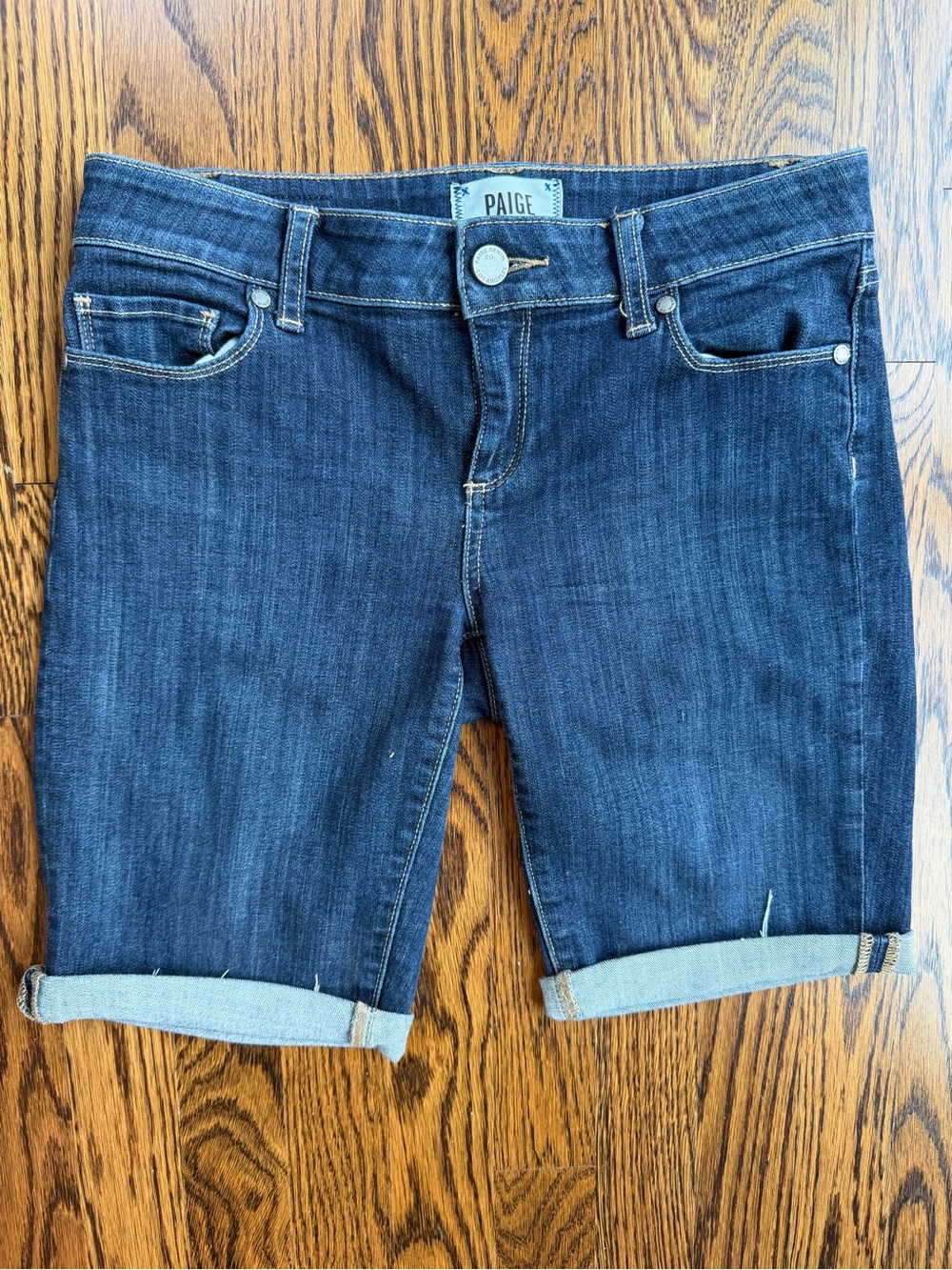 Paige women’s bermuda 90s Y2K cropped denim shorts
